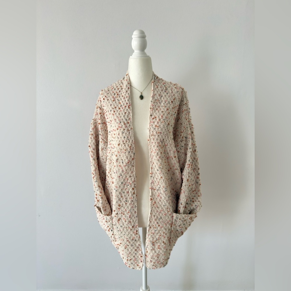 Moon & Madison Cream Textured Cardigan